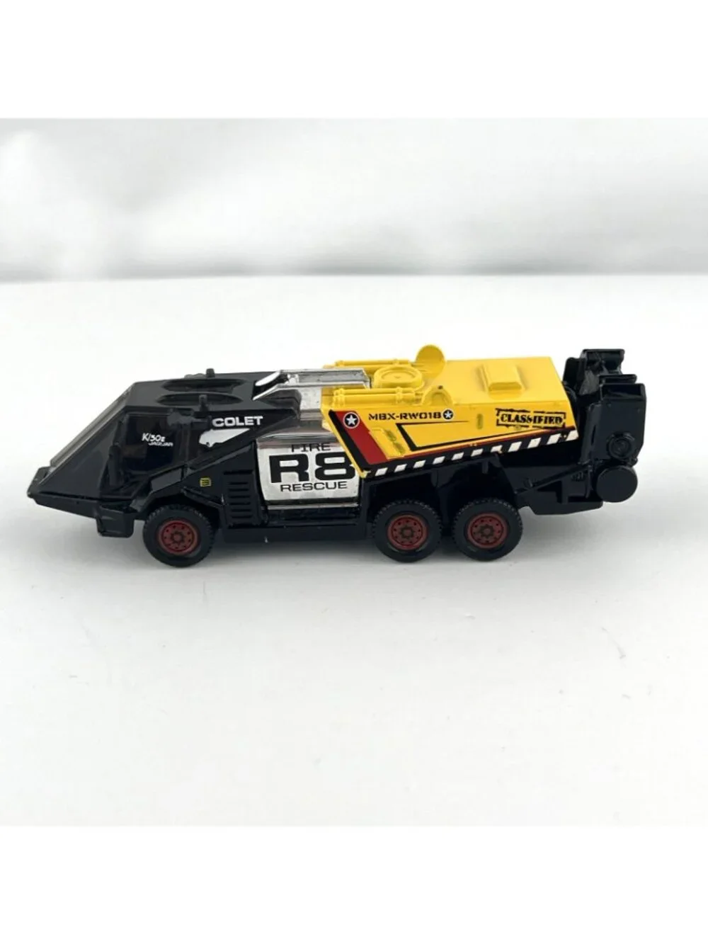 Matchbox Colet K/30 Jaguar R8 Fire Rescue Truck Yellow 2009